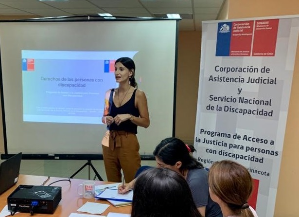 Abogada Convenio CAJTA - SENADIS Arica realiza capacitación