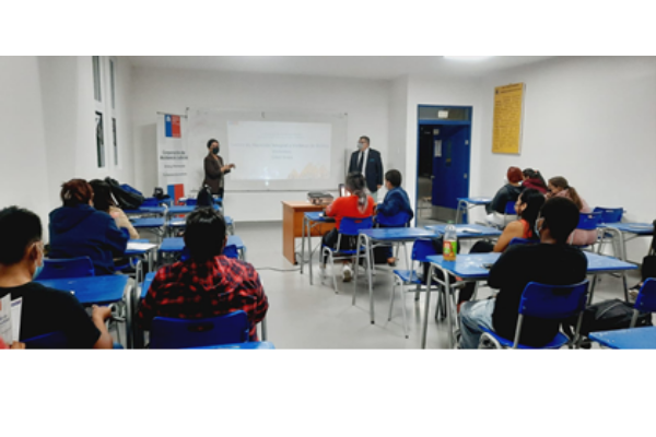 CAVI de Arica y Parinacota realiza charlas sobre Ley Emilia