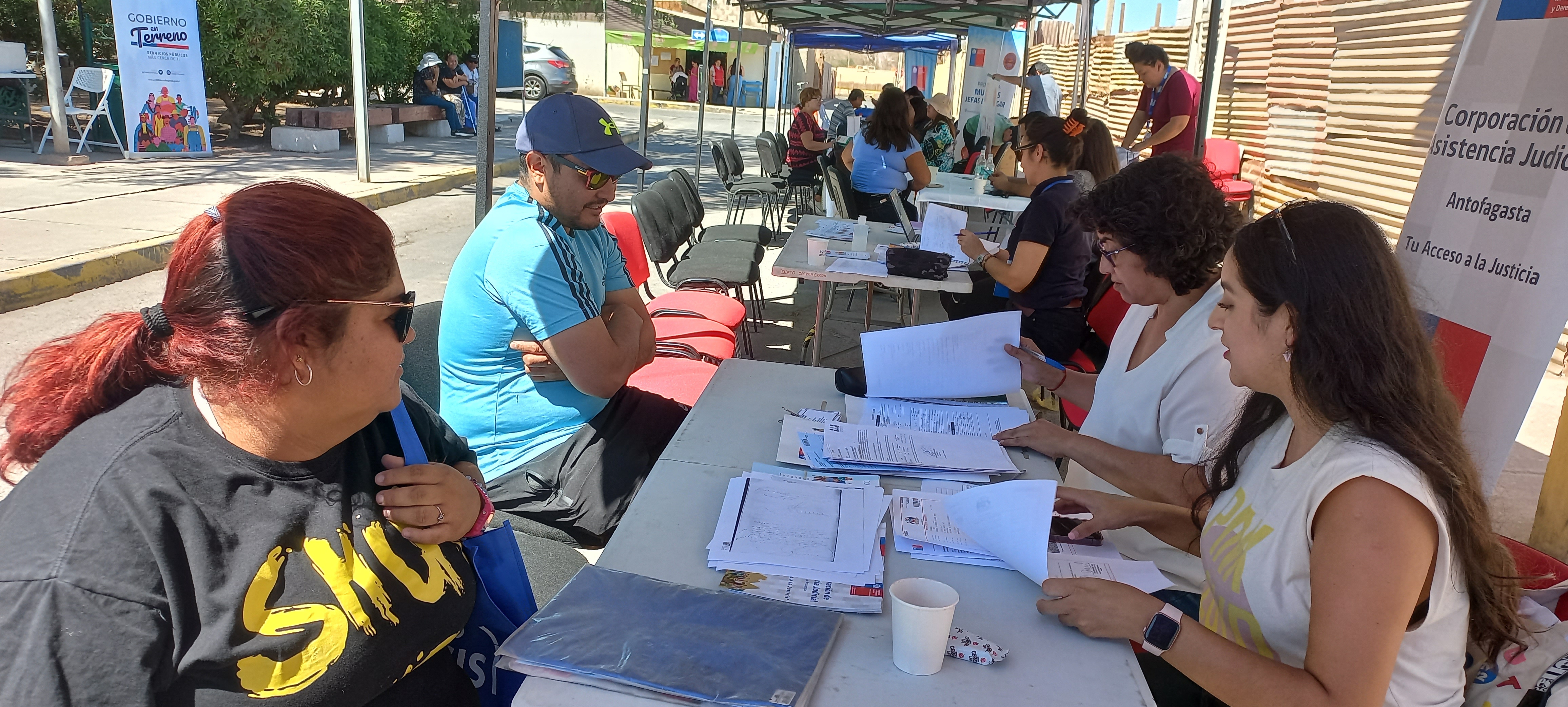 Habitantes de la Comuna de Baquedano fueron atendidos por Consultorio Jurídico Antofagasta Norte