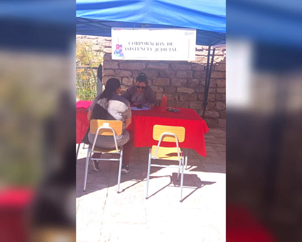 Consultorio Jurídico Móvil de Calama, participó en Plaza Ciudadana en Toconao