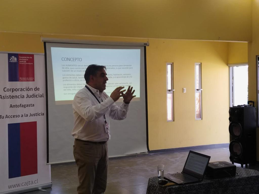 Consultorio Jurídico de Calama realizó un taller sobre pensión de alimentos