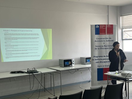 Charla Informativa sobre la Ley de TEA en la Escuela Simón Bolívar de Alto Hospicio