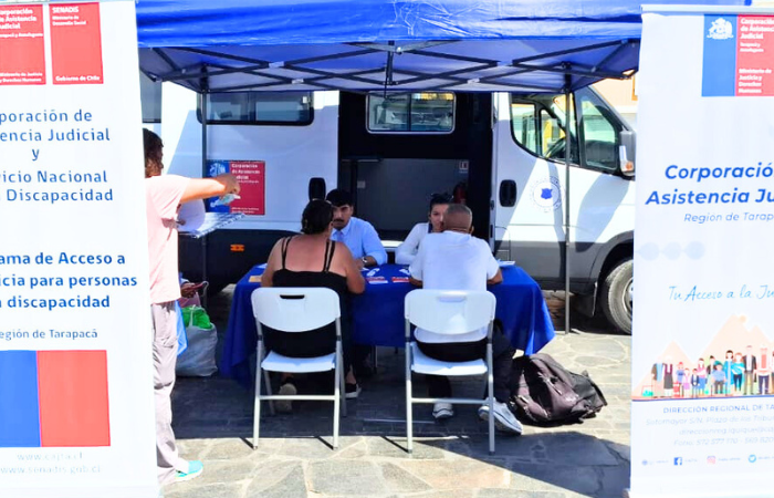 Convenio CAJTA-SENADIS de Tarapacá en Gobierno en Terreno en Plaza Prat de Iquique