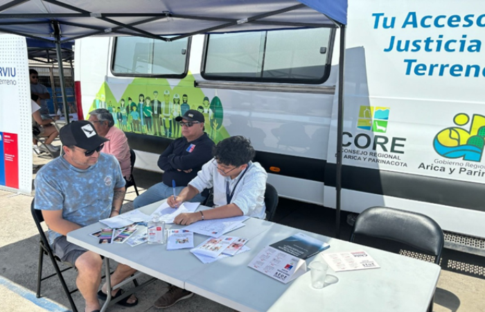 Defensa Jurídica a Adultos Mayores  Región de Arica y Parinacota participa en Gobierno en Terreno