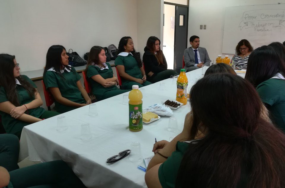 Convenio Infancia Participó en Conversatorio de la Universidad Arturo Prat de Iquique