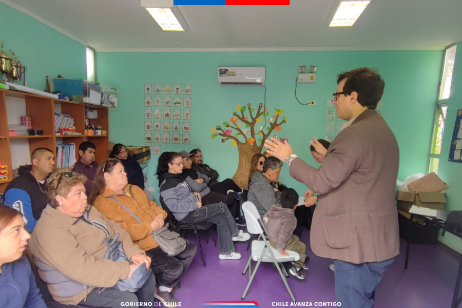 Abogado CAJTA–SENADIS de Antofagasta capacita a usuarios y apoderados del Proyecto Tránsito a la Vida Independiente