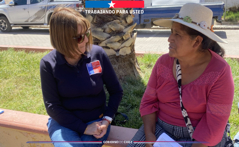 Consultorio Jurídico Móvil del Tamarugal brinda atención en localidad de Camiña