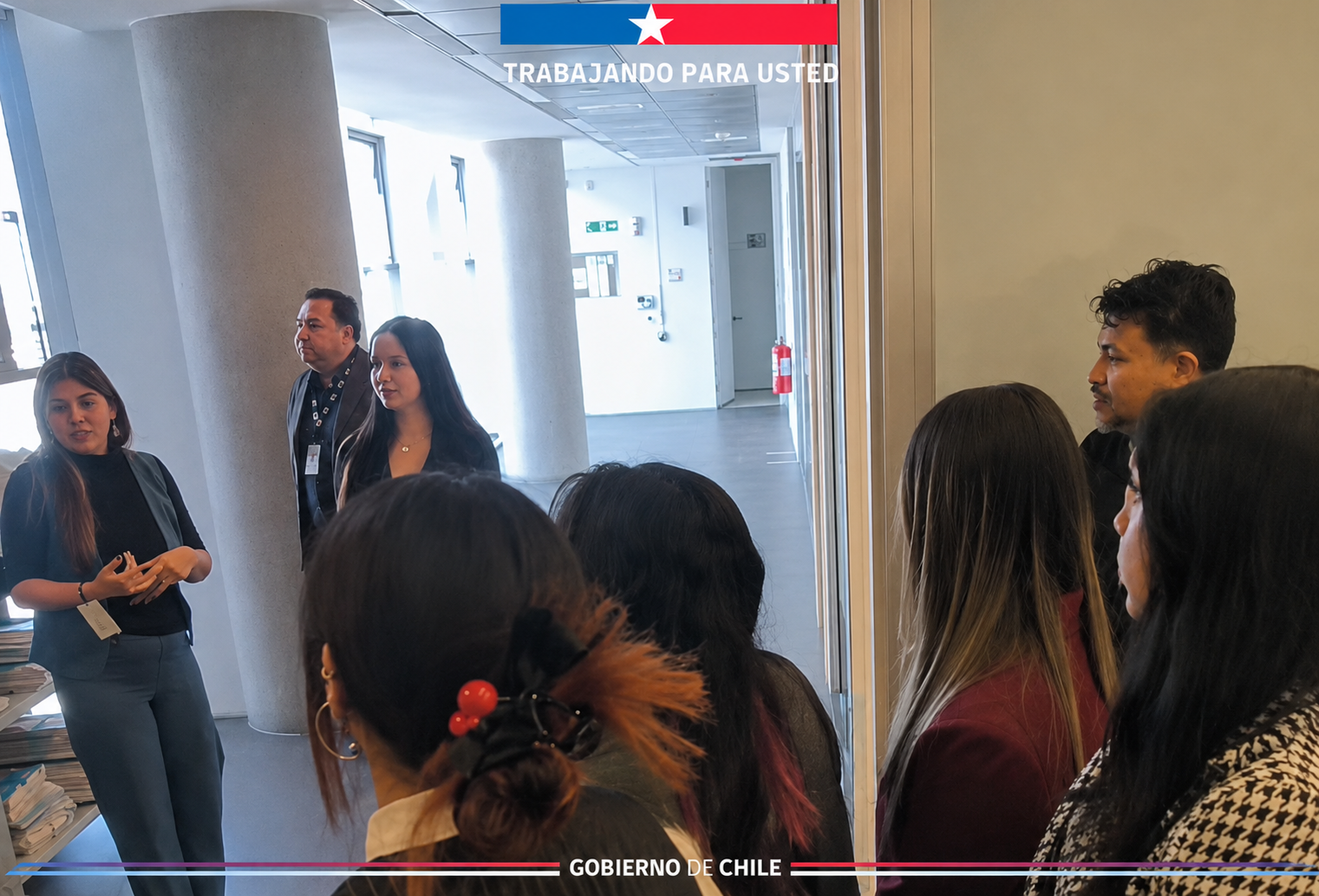 Postulantes del Centro de Atención Jurídica de la Universidad de Antofagasta visitan 4° Juzgado Civil de Antofagasta