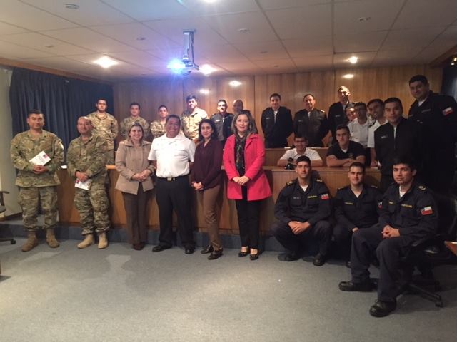 Centro de Familia expone sobre “LEY DE VIOLENCIA INTRAFAMILIAR” a funcionarios de la Armada de Chile