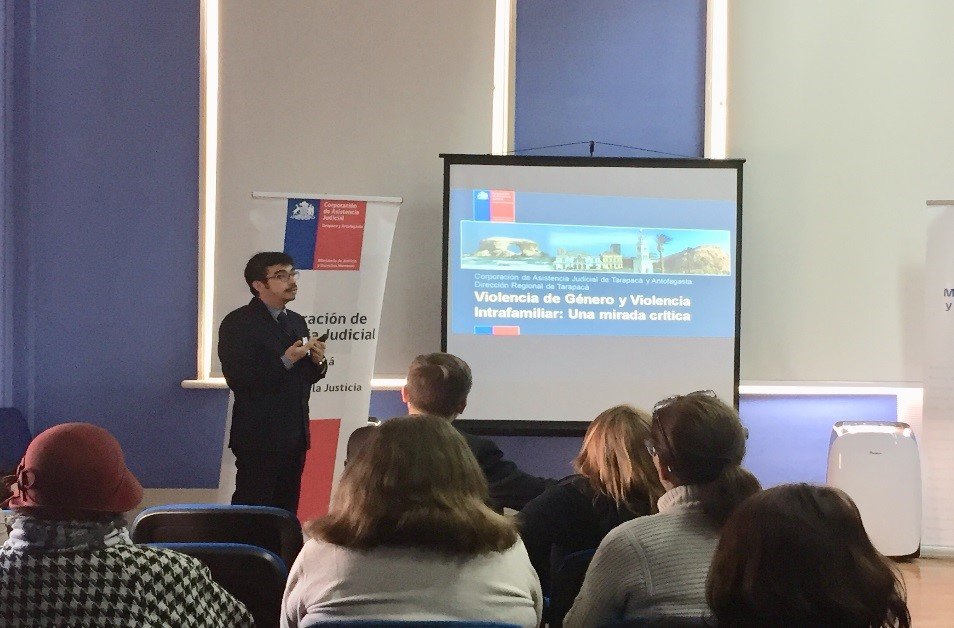 Director Regional de Tarapacá de la CAJTA dicta charla en jornada sobre “Violencia contra de la Mujer”