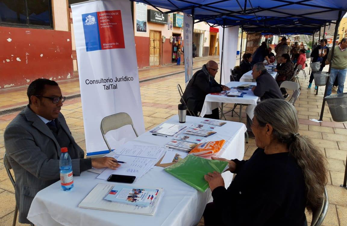 La Corporación de Asistencia Judicial entrega atención en Gobierno en Terreno desarrollado en la localidad de Taltal