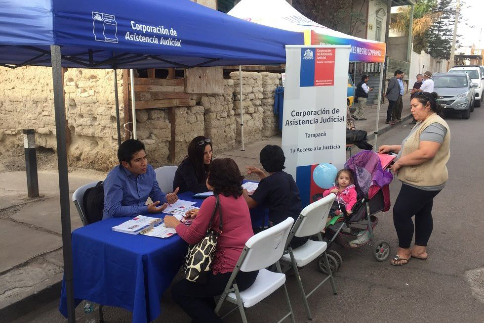 Gobierno en Terreno en Pica cuenta con la participación Consultorio Jurídico Móvil del Tamarugal
