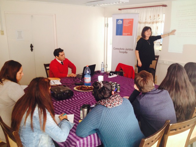 Consultorio Jurídico de Tocopilla Capacita a Funcionario/as y Usuario/as del SERPAJ