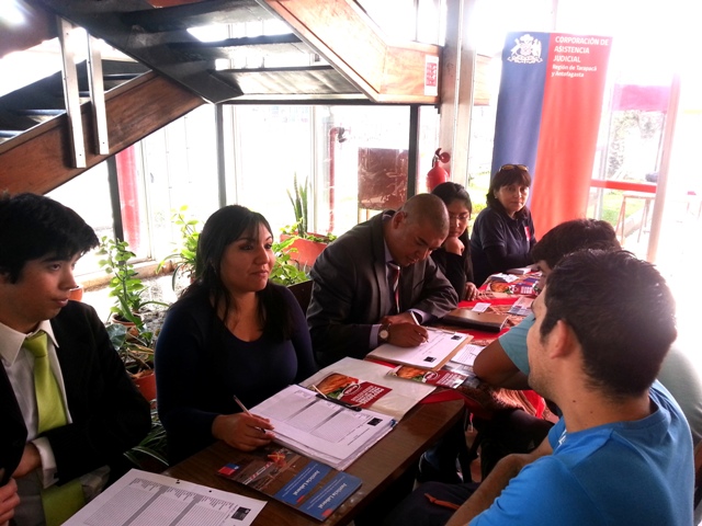 Consultorio Jurídico Móvil de Arica y Parinacota Atiende a Trabajadoras y Trabajadores de Ariztía