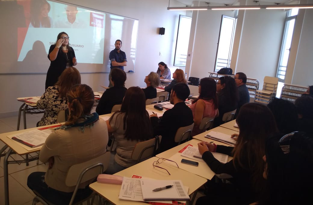 Dictan Curso de Calidad de Servicio al Usuario en Iquique y Antofagasta