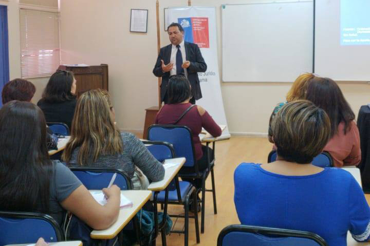 Consultorio Jurídico Calama visualiza las CAJ a mujeres dirigentas