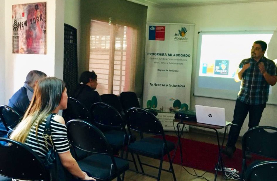 Programa Mi Abogado de Tarapacá capacita a integrantes del programa FAE