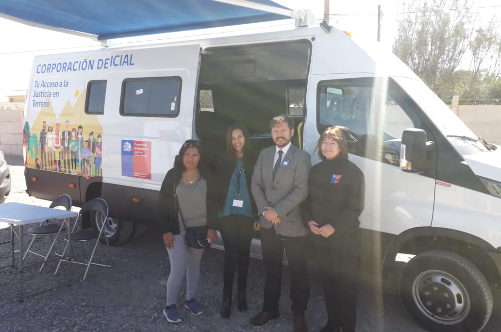 Consultorio Jurídico Móvil del Tamarugal participa en Gobierno en Terreno en Pozo Almomte