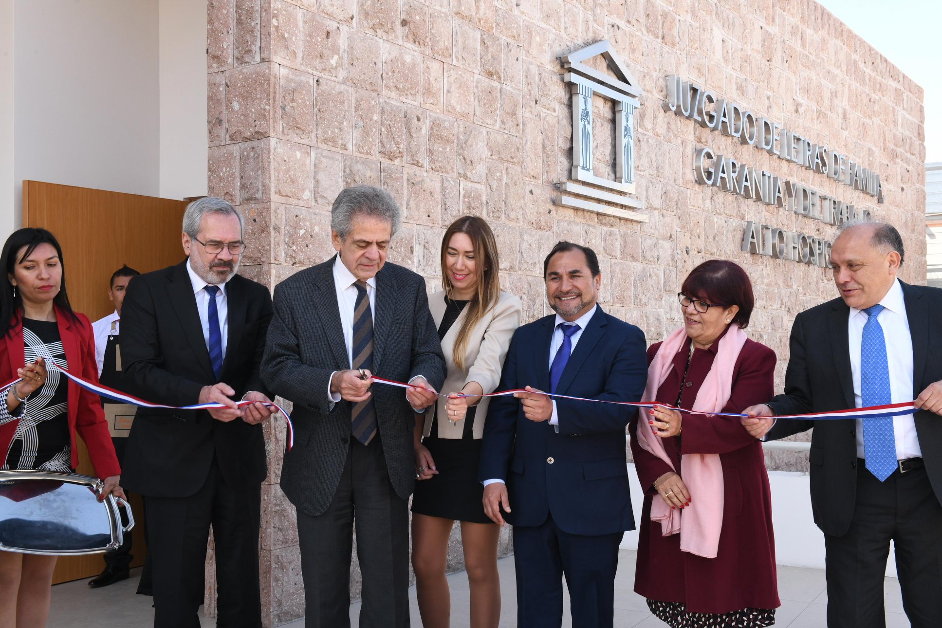 Presidente de la Corte Suprema inaugura nuevo edificio del Juzgado de Alto Hospicio